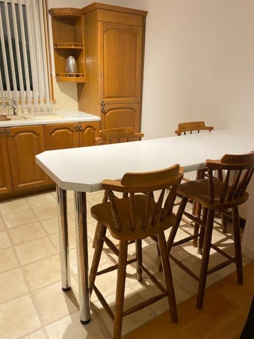 3 Bedroom Home-Inverkeithing Eksteriør bilde
