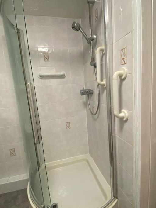 3 Bedroom Home-Inverkeithing Eksteriør bilde